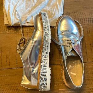 AGL Silver Platform Oxford